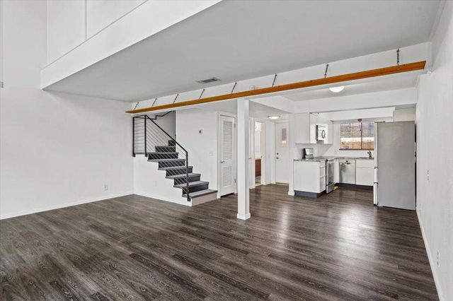 1304 Mariposa DR 156, Austin, TX 78704