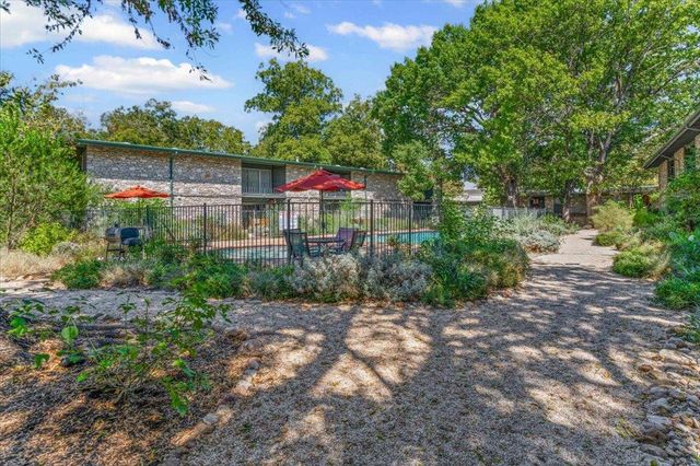 1304 Mariposa DR 156, Austin, TX 78704