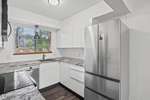 1304 Mariposa DR 156, Austin, TX 78704