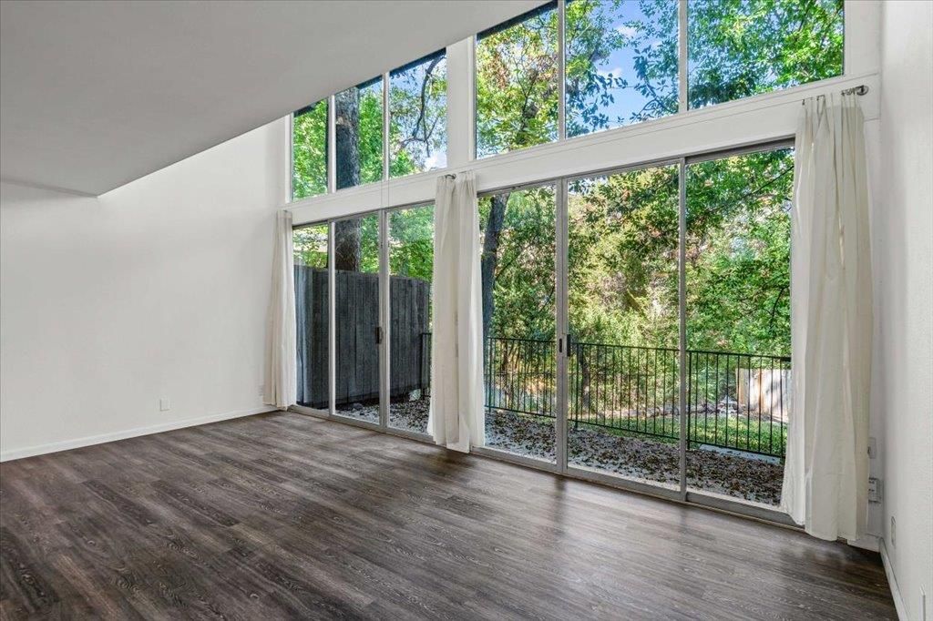 1304 Mariposa DR 156, Austin, TX 78704