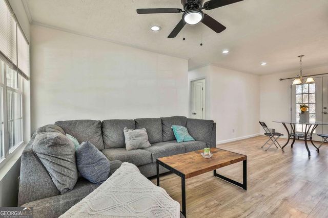 19 Janet Road, Griffin, GA 30224