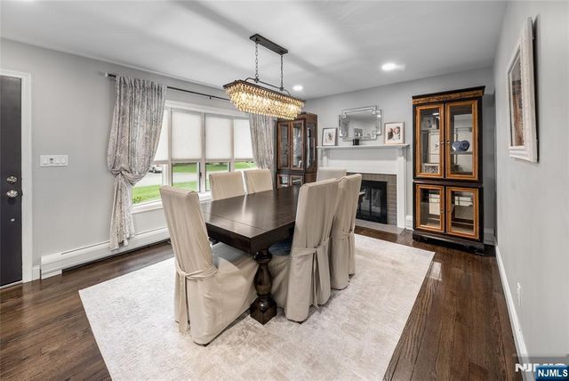 34 Cameron Avenue, Pequannock Township, NJ 07444