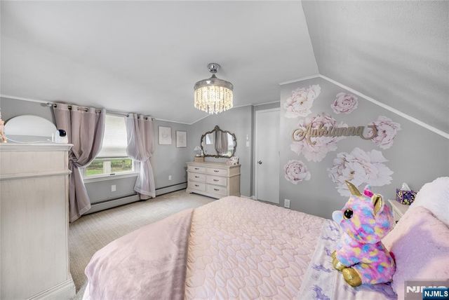 34 Cameron Avenue, Pequannock Township, NJ 07444