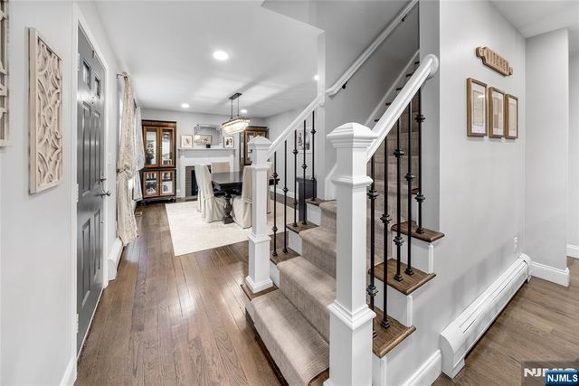 34 Cameron Avenue, Pequannock Township, NJ 07444