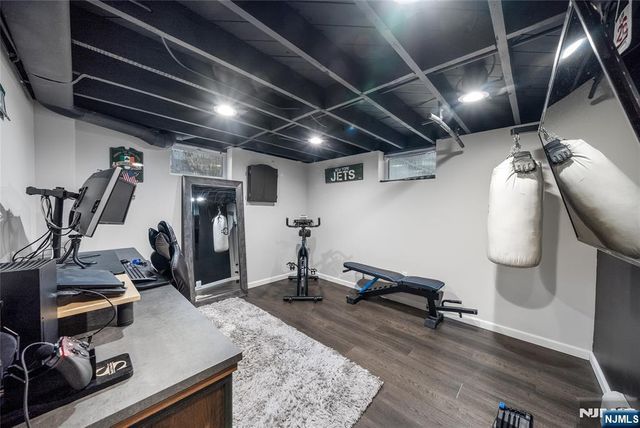 34 Cameron Avenue, Pequannock Township, NJ 07444