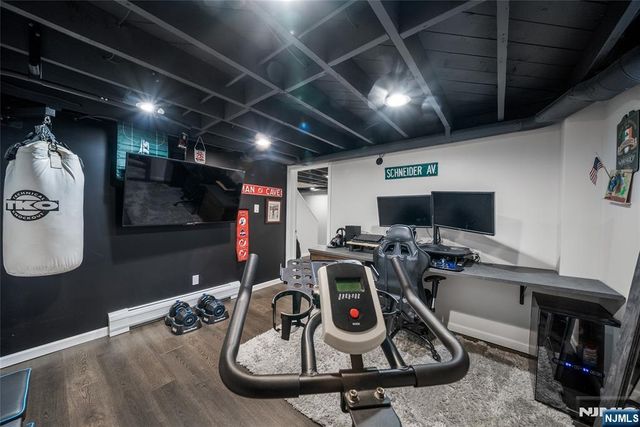 34 Cameron Avenue, Pequannock Township, NJ 07444