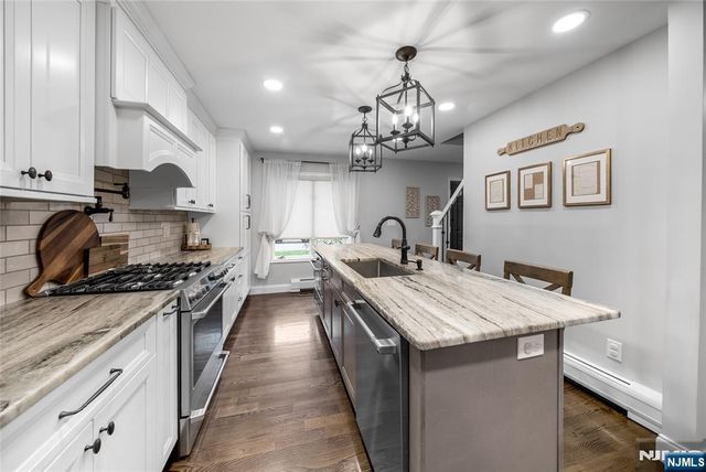 34 Cameron Avenue, Pequannock Township, NJ 07444