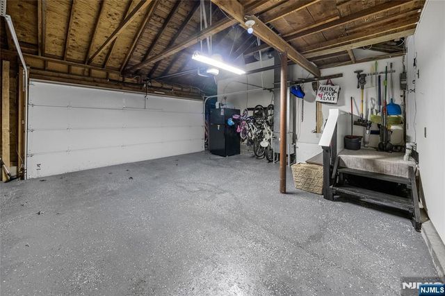 34 Cameron Avenue, Pequannock Township, NJ 07444