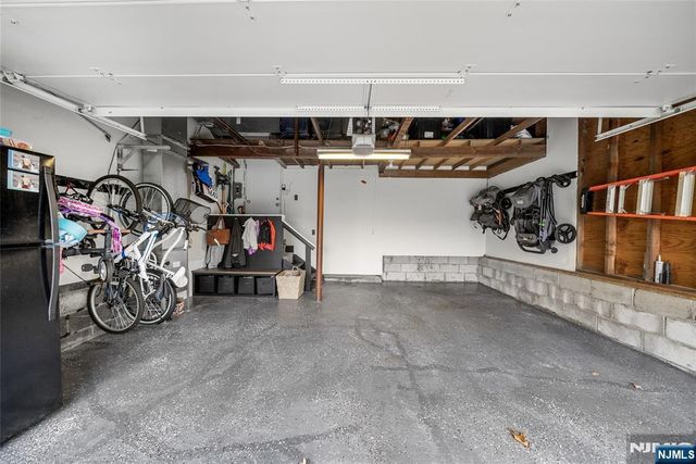 34 Cameron Avenue, Pequannock Township, NJ 07444