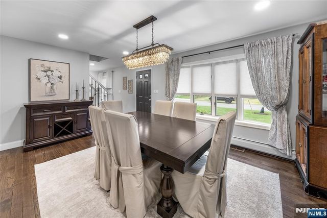 34 Cameron Avenue, Pequannock Township, NJ 07444