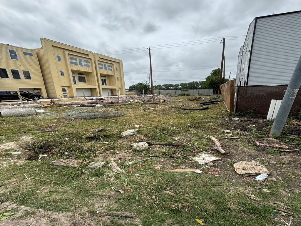 4210 Dreyfus Street, Houston, TX 77021