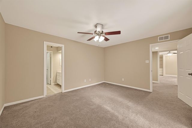 2413 Potomac Drive D, Houston, TX 77057