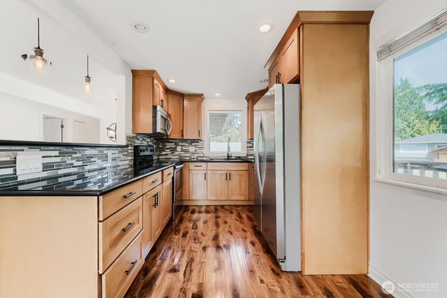 4437 NE 23rd Court, Renton, WA 98059