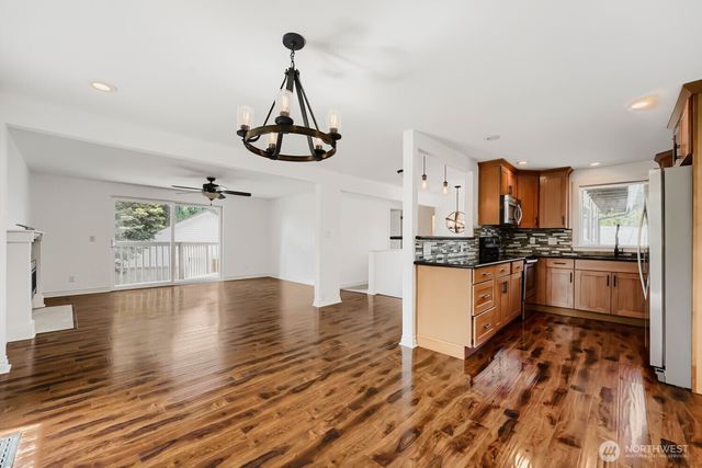 4437 NE 23rd Court, Renton, WA 98059