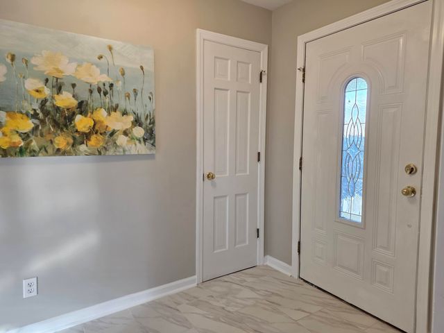 101 Masters Road, Hixson, TN 37343