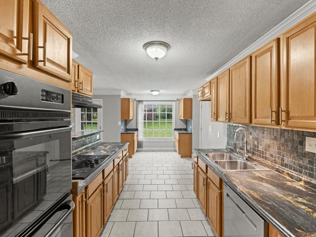 16 Patrick Rd, S, Fayetteville, TN 37334
