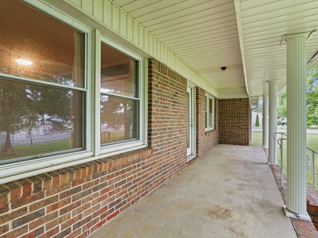 16 Patrick Rd, S, Fayetteville, TN 37334
