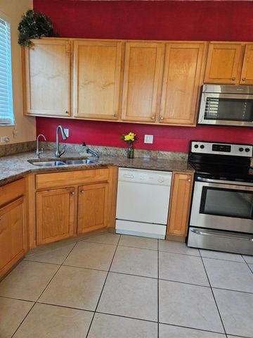 397 SW Lakeforest Way N, Port St Lucie, FL 34986