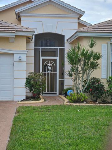 397 SW Lakeforest Way N, Port St Lucie, FL 34986