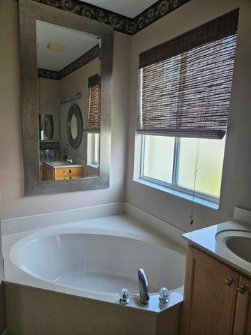 397 SW Lakeforest Way N, Port St Lucie, FL 34986