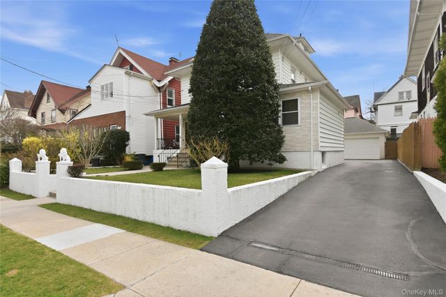132 Overlook Street, Mount Vernon, NY 10552