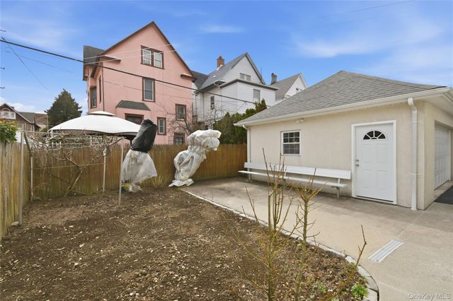 132 Overlook Street, Mount Vernon, NY 10552