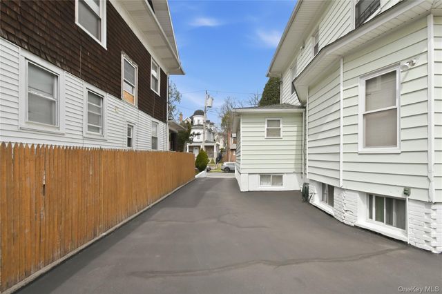 132 Overlook Street, Mount Vernon, NY 10552