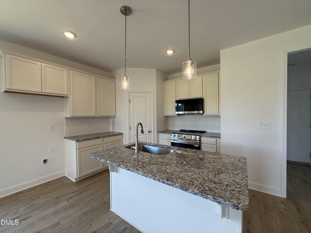 156 Longfield Court, Dunn, NC 28334