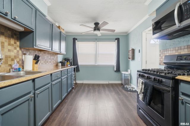 3421 N ROCKWOOD Road, Peoria, IL 61604