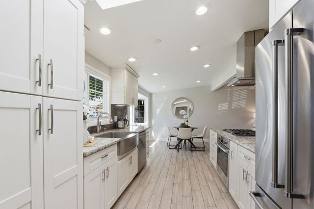 2466 Armstrong, Santa Clara, CA 95050