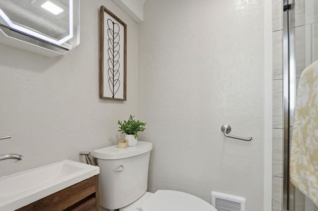 2466 Armstrong, Santa Clara, CA 95050