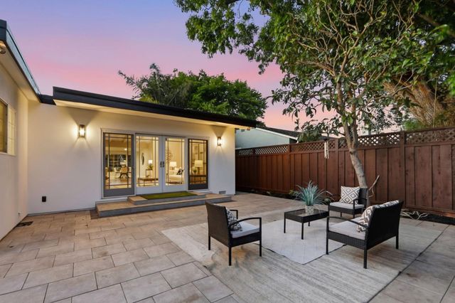 2466 Armstrong, Santa Clara, CA 95050