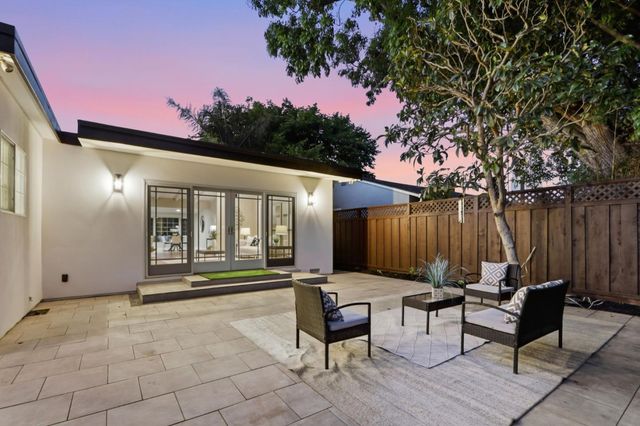 2466 Armstrong, Santa Clara, CA 95050