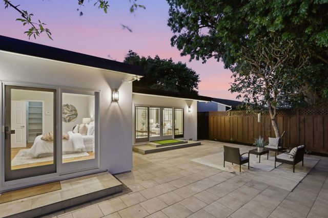 2466 Armstrong, Santa Clara, CA 95050