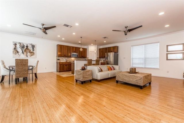 4415 Gennaro Street, Dallas, TX 75204