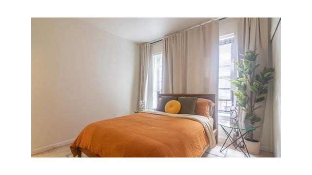 2181 Pacific St Apt 2C, New York City, NY 11233