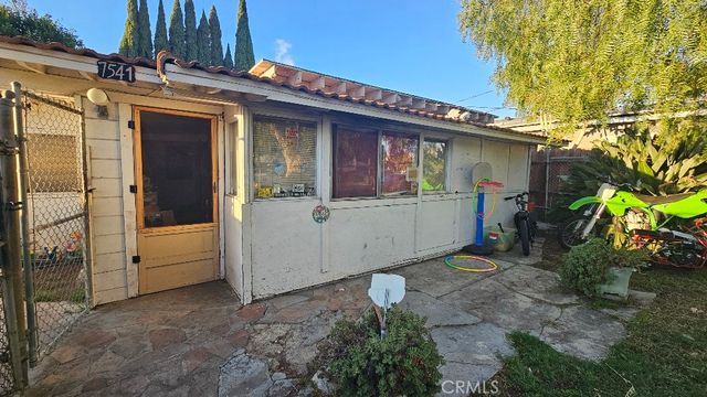 7541 5th Street, Buena Park, CA 90621