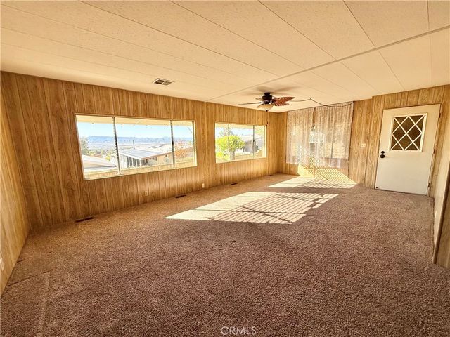 4040 Piedmont Drive 129, Highland, CA 92346