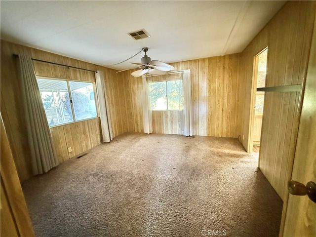 4040 Piedmont Drive 129, Highland, CA 92346