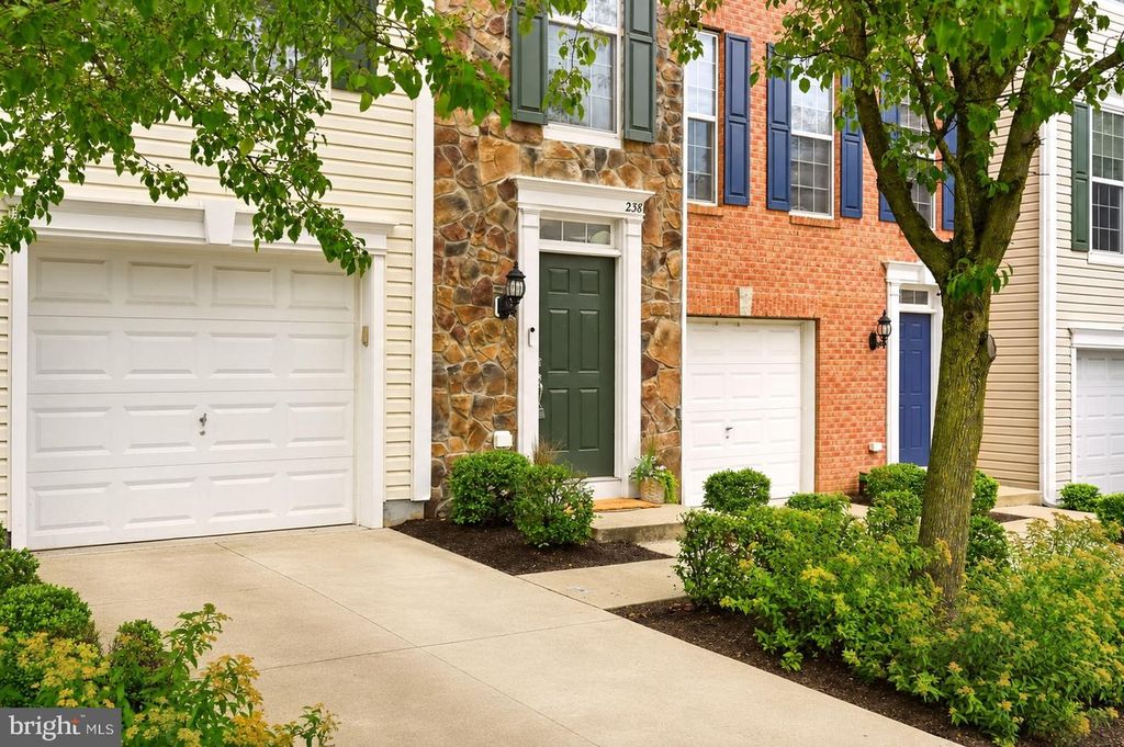 238 HUDSON DR, Phoenixville, PA 19460