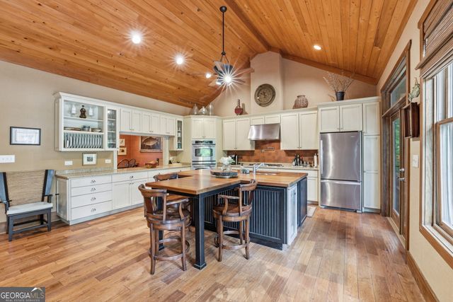 479 Lake Loop Road, Menlo, GA 30731