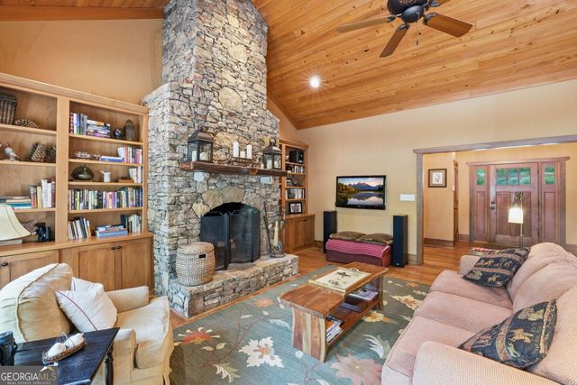 479 Lake Loop Road, Menlo, GA 30731