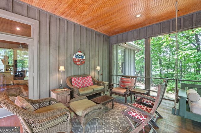 479 Lake Loop Road, Menlo, GA 30731