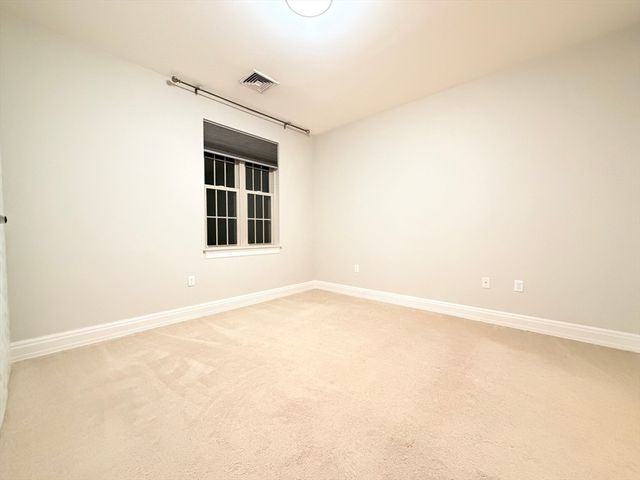 59 Walpole 215, Canton, MA 02021