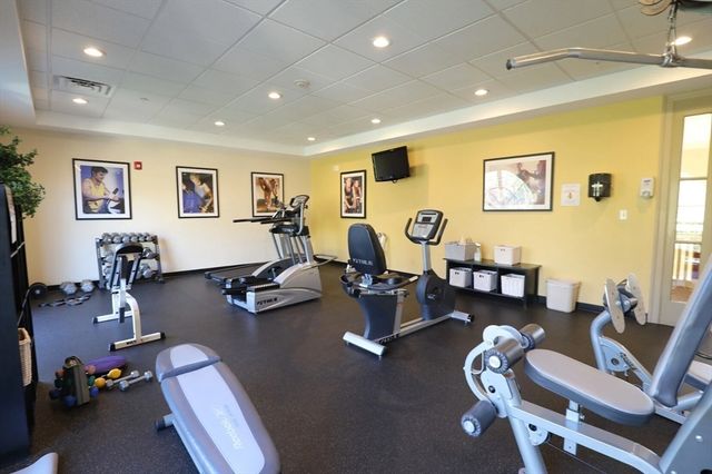 59 Walpole 215, Canton, MA 02021