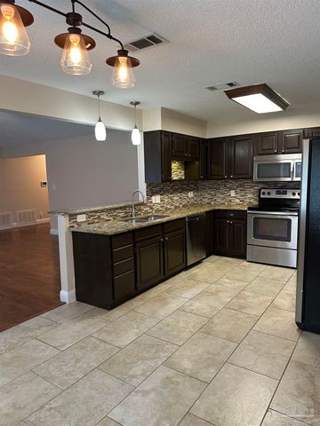440 Peppertree Tr, Pensacola, FL 32506