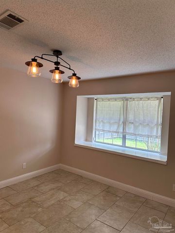 440 Peppertree Tr, Pensacola, FL 32506