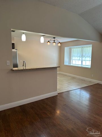 440 Peppertree Tr, Pensacola, FL 32506