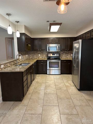 440 Peppertree Tr, Pensacola, FL 32506