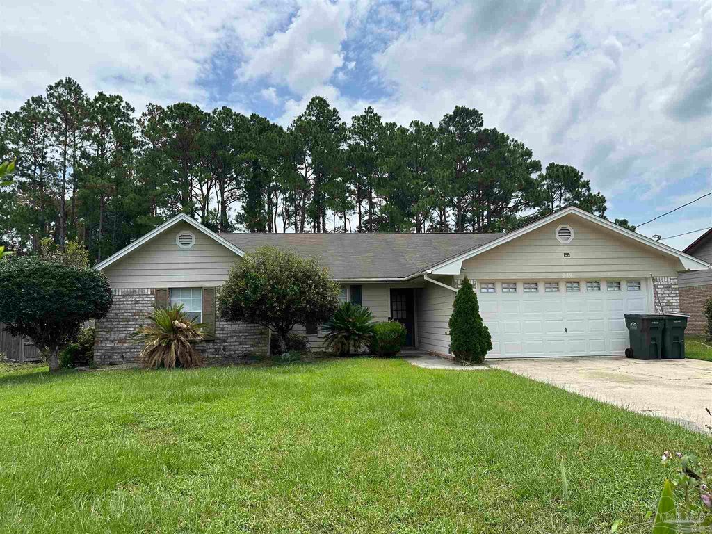 440 Peppertree Tr, Pensacola, FL 32506